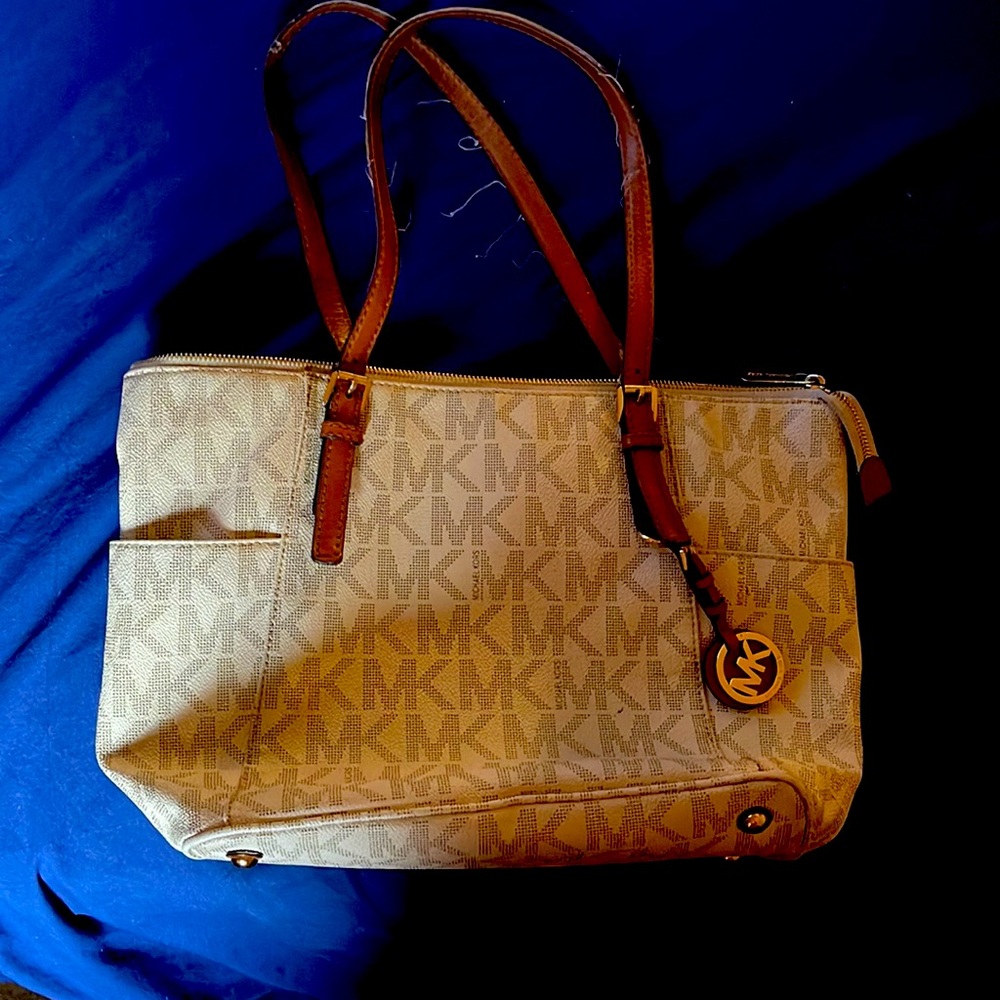 Michael Kors purse